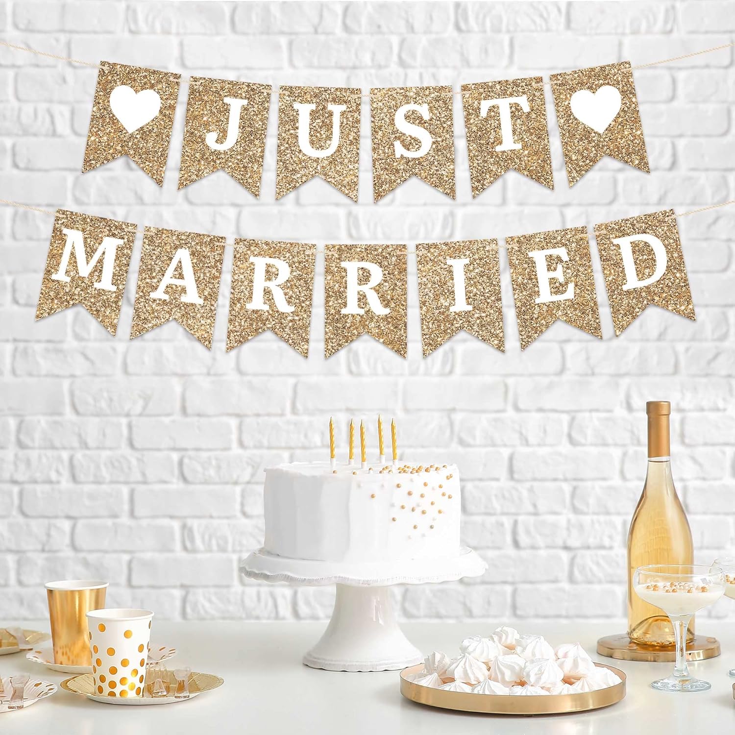 Pre-Strung Gold Glitter Just Married Banner