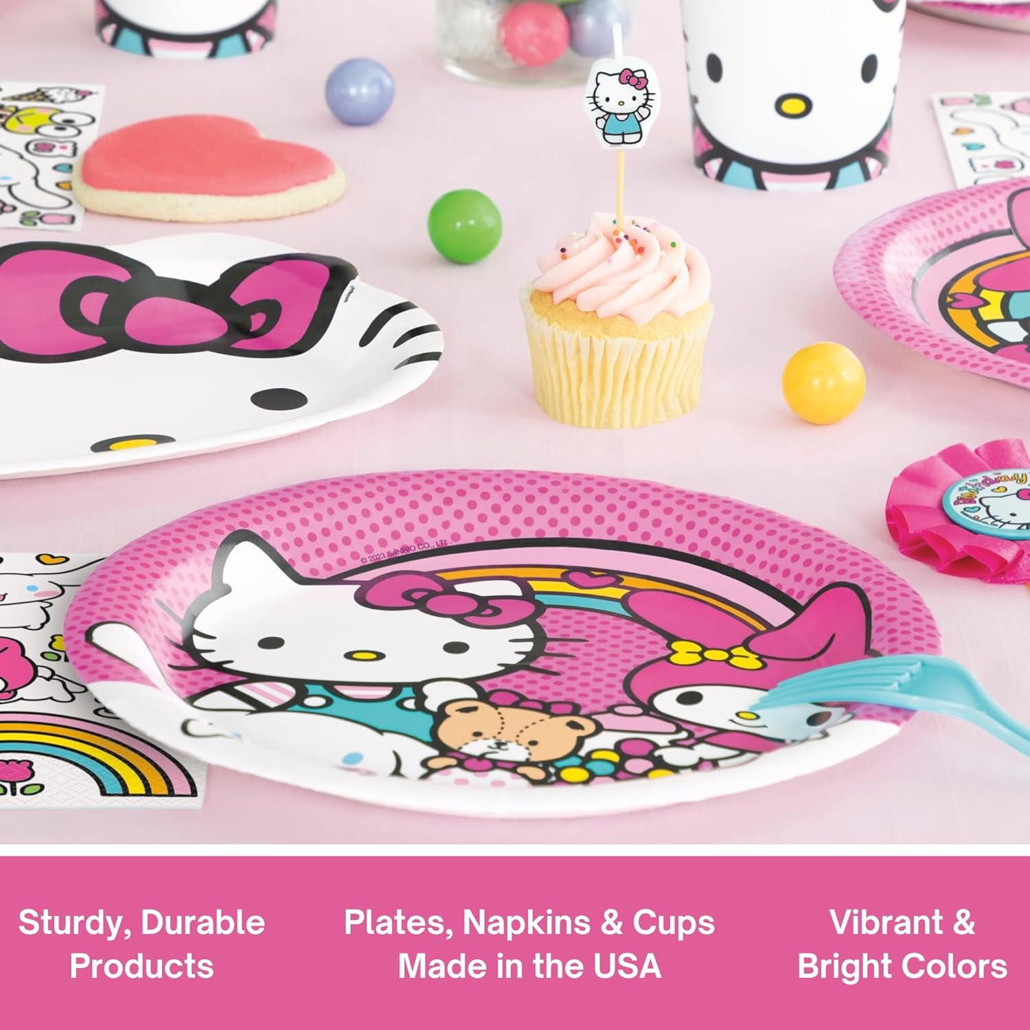 Hello Kitty Birthday Decorations for 16 Guests