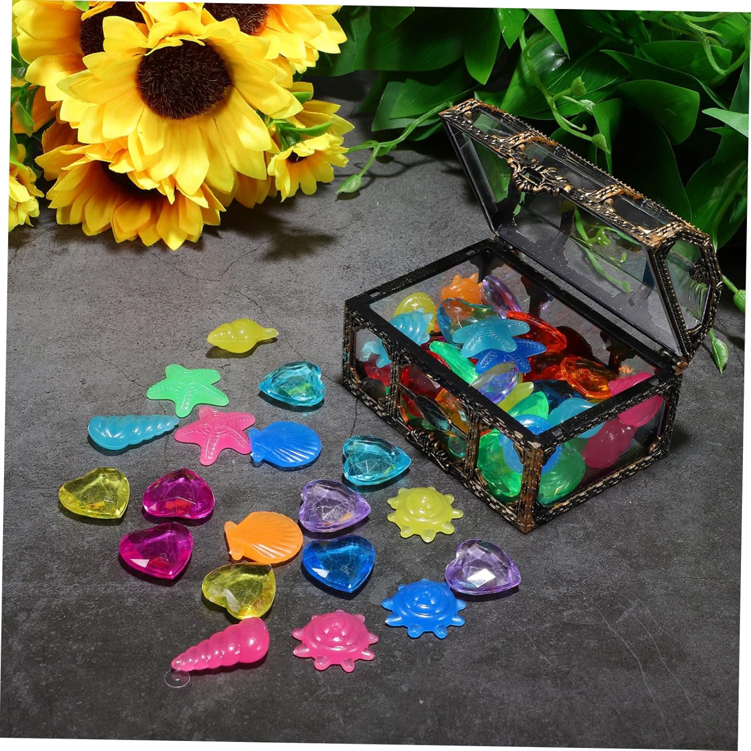 Vaguelly Pirate Treasure Chest with Diving Gems Set