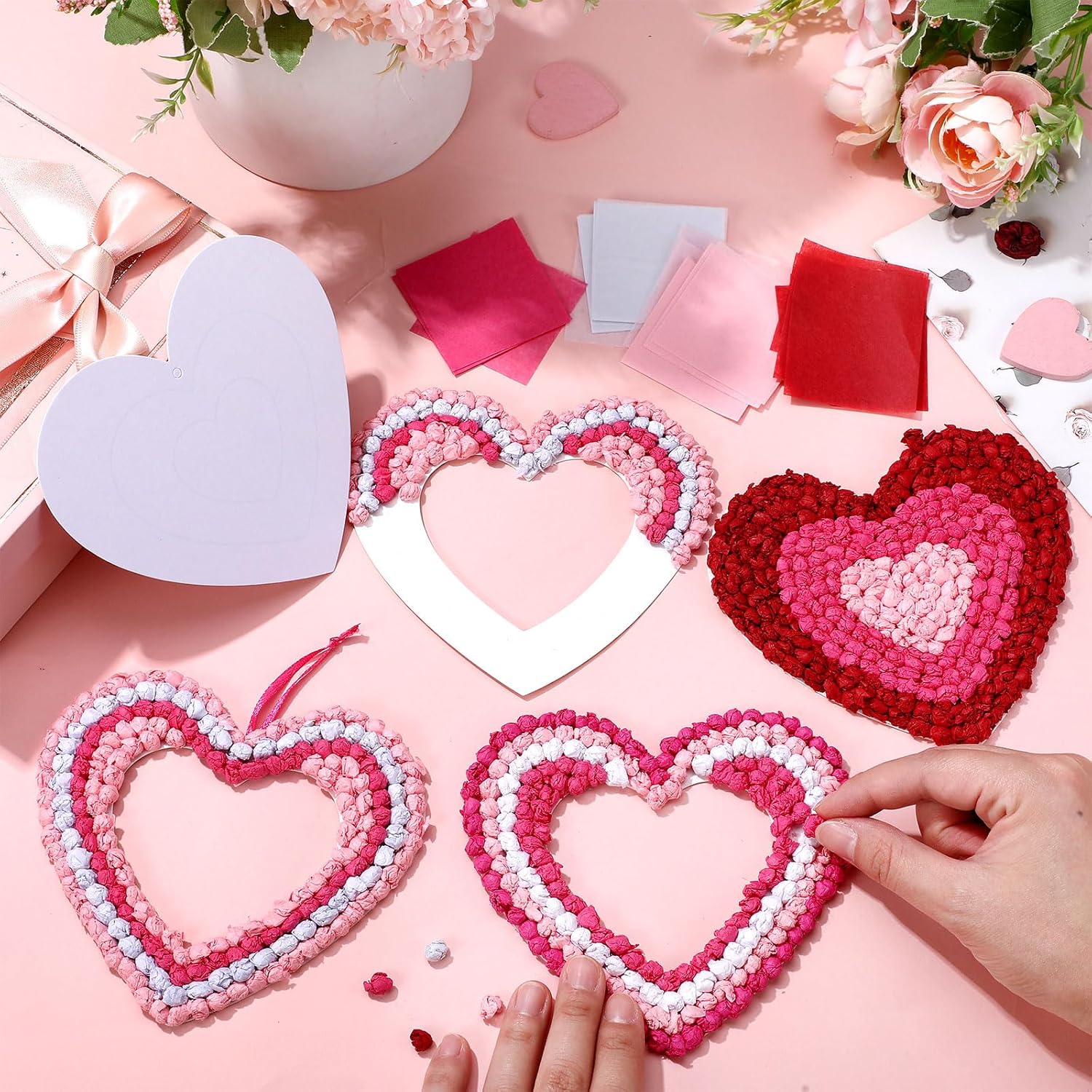 Jetec 24 Piece Heart Shaped Craft Kit with Tissue Paper