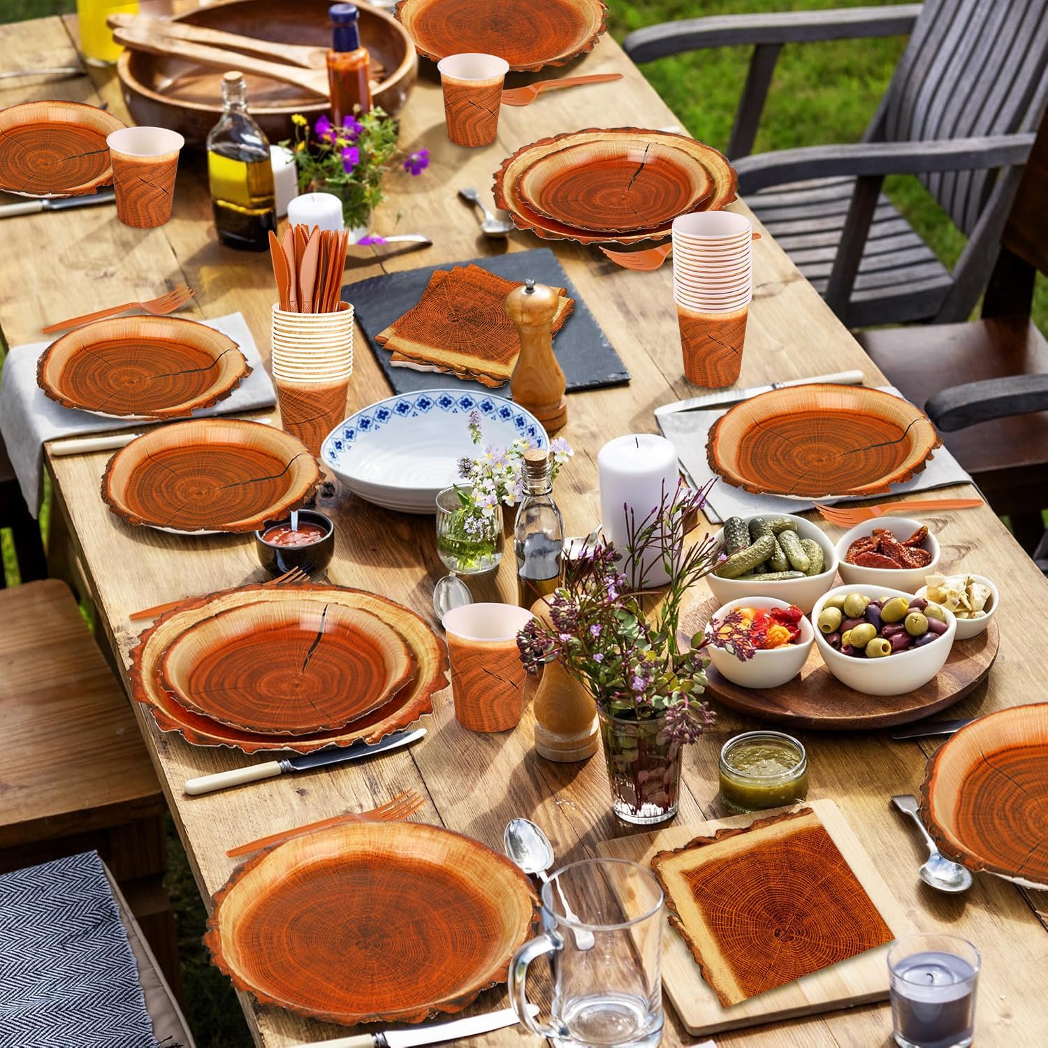 200 Piece Rustic Wood Grain Tableware Set for Camping and Birthday Parties