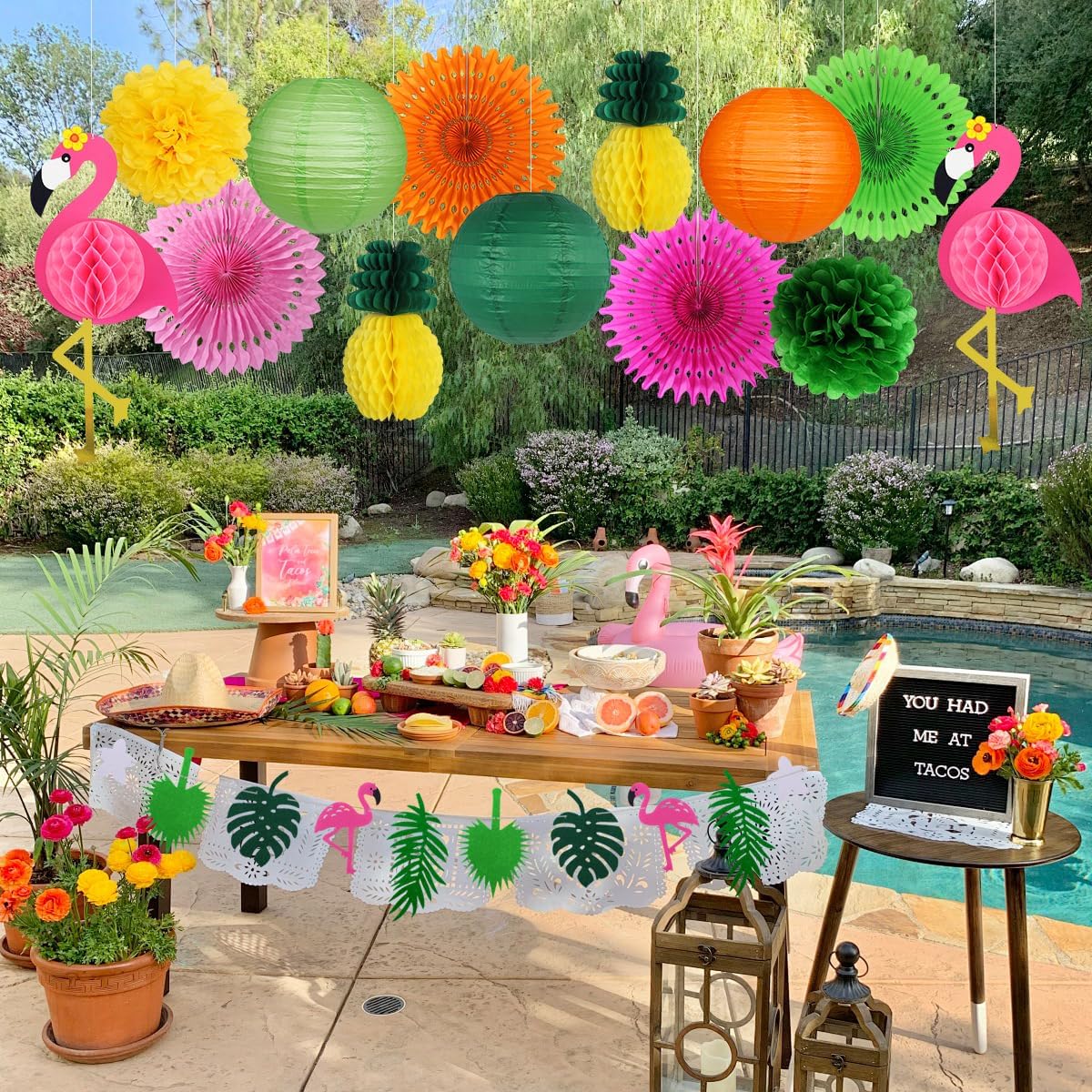 Yuxiou Tropical Party Decor Set with Flamingos and Pineapples