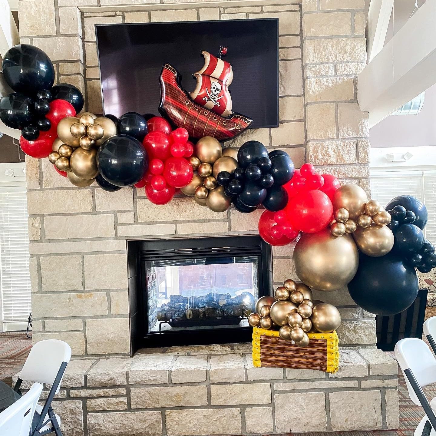 Pirate Birthday Decorations 142Pcs Balloon Kit with Arch and Garland