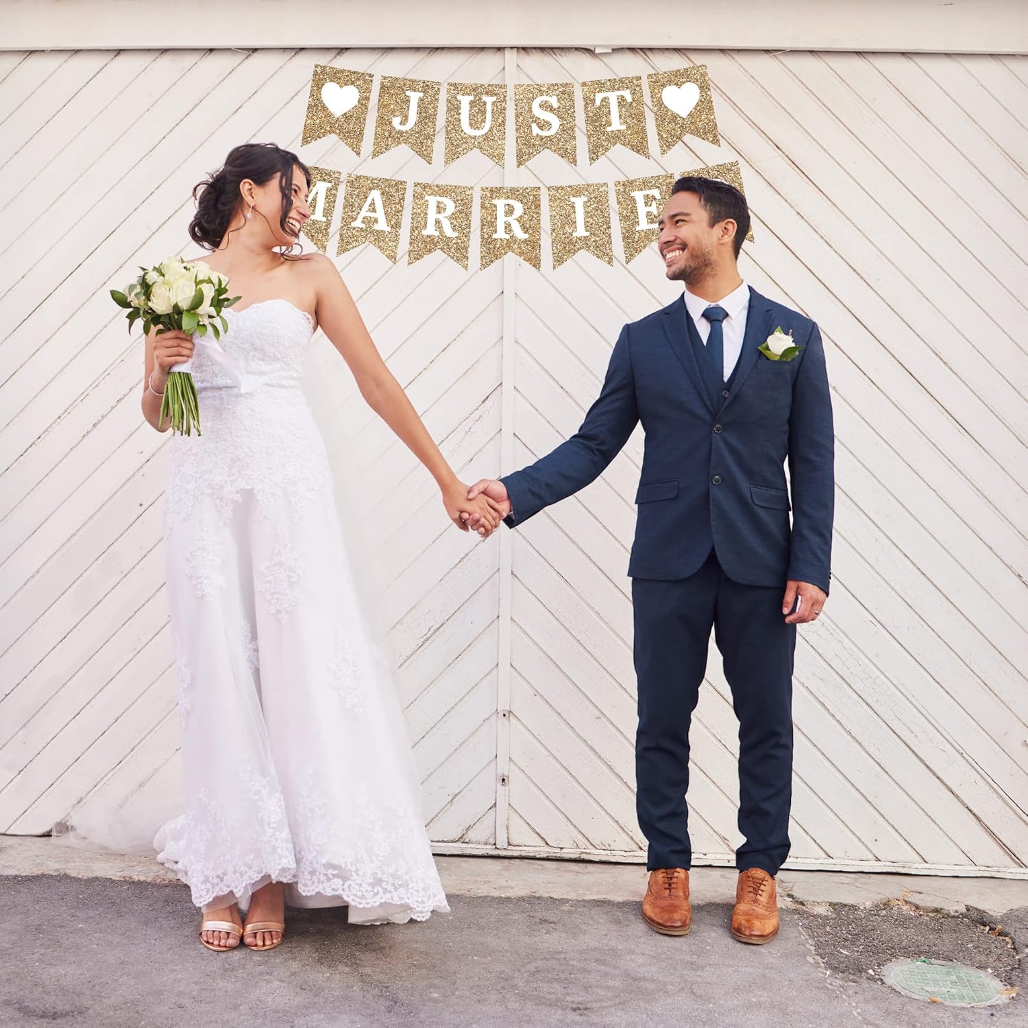 Pre-Strung Gold Glitter Just Married Banner