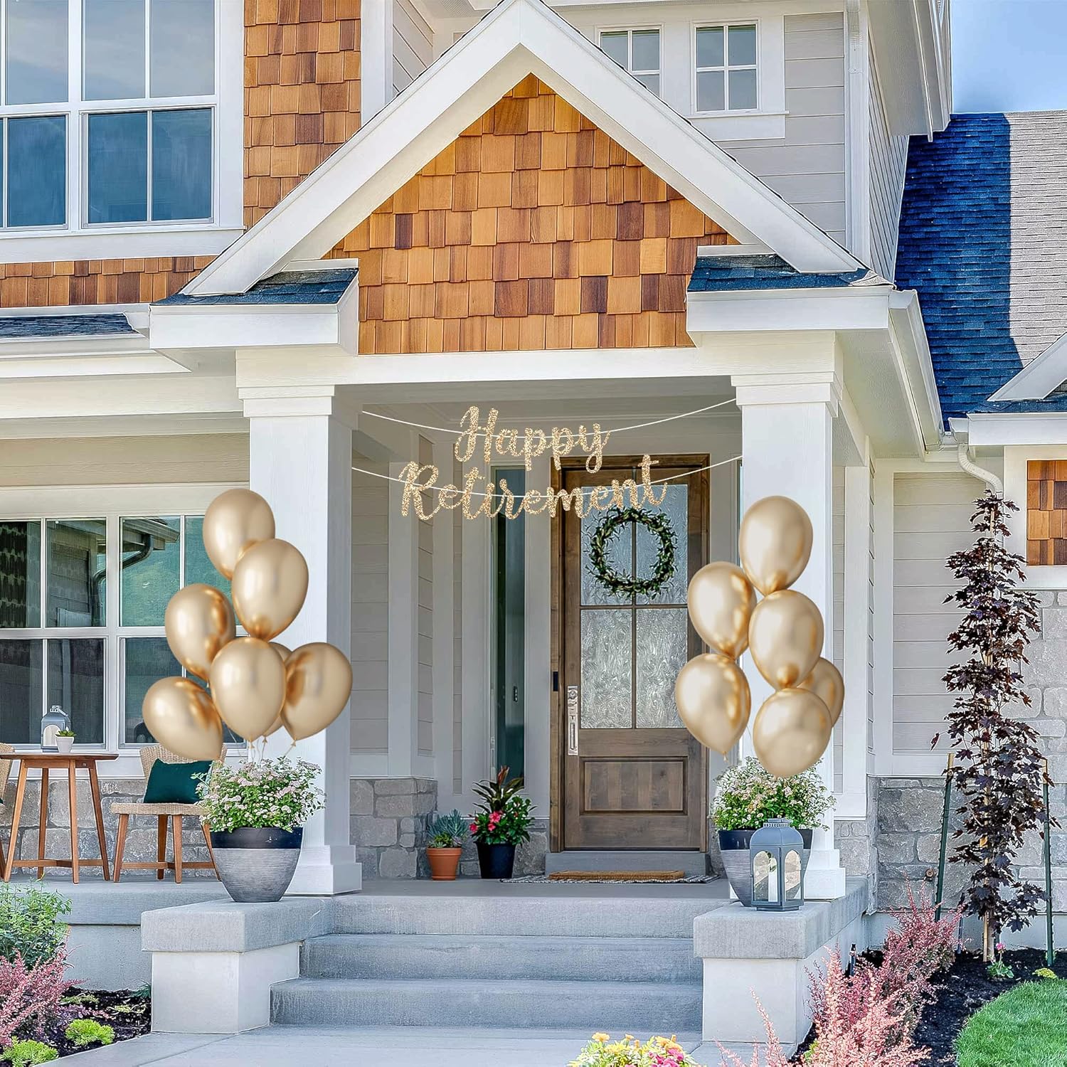 Pre-Strung Gold Glitter Happy Retirement Banner